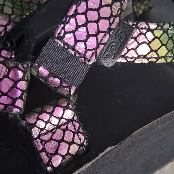 TEVA Chameleon Sandals - Picture 11 of 15